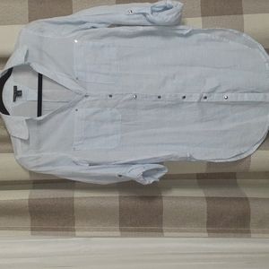 Thread Story Button Shirt Size Medium NWOT